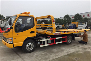 定陶哪里有拖车服务